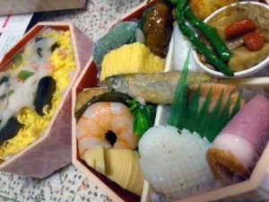 おいしい食べ物を持って おひとり様のお花見を楽しもう リビング田園都市web