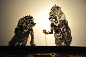 ワヤン 人形 影絵 インドネシア・ジャワ島の 伝統影絵芝居 ワヤン