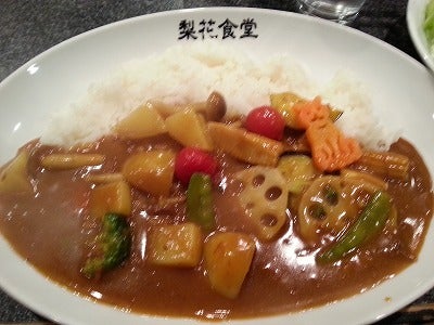 日本人好みの味で大人気 カレー専門店 梨花食堂 リビング大阪web 日本人好みの味で大人気 カレー専門店 梨花食堂 リビング大阪web