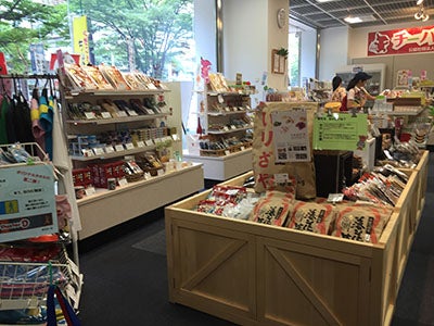 千葉のことを知りたいなら 千葉駅すぐの チーバくん物産館 へ リビング千葉web