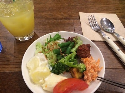 地元民で賑わってます スパニッシュイタリアンで至福のランチ 海浜幕張 リビング千葉web 地元民で賑わってます スパニッシュイタリアンで至福のランチ 海浜幕張 リビング千葉web