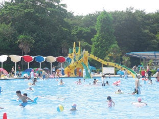 プール ボートにじゃぶじゃぶ池も 水で遊べるスポット特集 リビング埼玉web プール ボートにじゃぶじゃぶ池も 水で遊べるスポット特集 リビング埼玉web