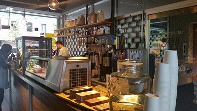 中之島の川床は絶好のロケーション ニューヨーカー大人気のカフェへ リビング大阪web