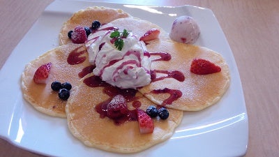 期間限定の桜あんサンドも楽しみ パンケーキ専門店 スヴェニール 松戸 リビングかしわweb