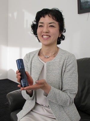 ステキなプレゼントあり 発売以来大ヒット 日本でただひとつの うるおい改善美容液 とは 美担レポート リビングくらしナビ ステキなプレゼントあり 発売以来大ヒット 日本でただひとつの うるおい改善美容液 とは 美担レポート リビングくらしナビ