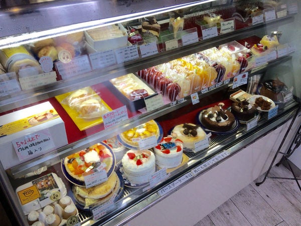 通販ok キャラクターケーキで誕生日祝い ティーコジー立川店 リビング多摩web