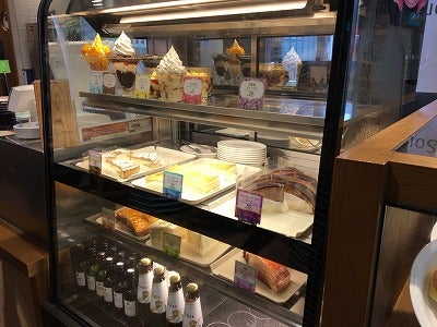 電源完備でひとりでも充実 海浜幕張駅改札内のカフェソラーレ リビング千葉web