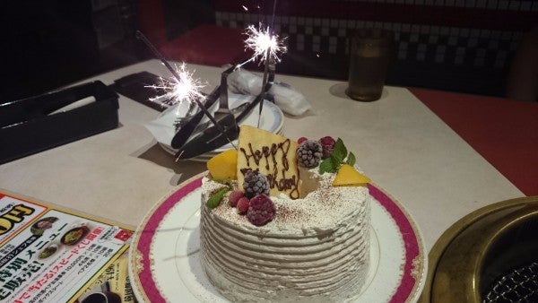 お誕生日はワンホールケーキが無料 ひがしやま へ 仙台市内４店舗 リビング仙台web