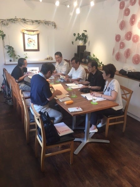 自由自在に使えるカフェ アートなレンタルスペース カフェパパ 大久保 リビング千葉web