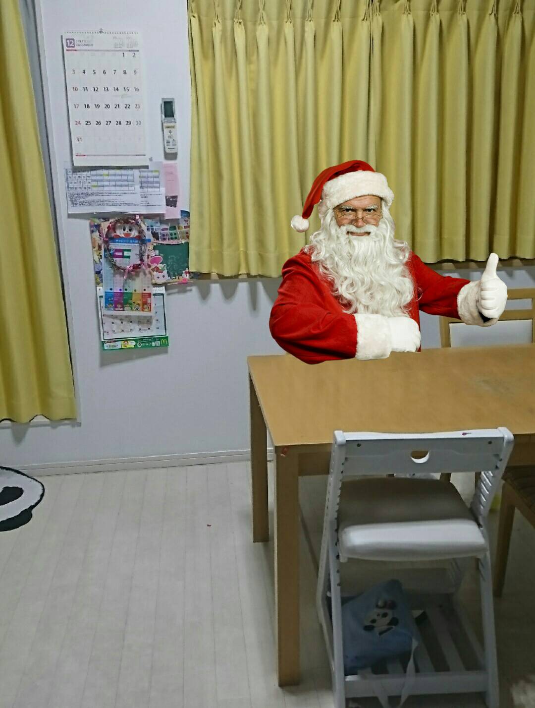 サンタクロースが来た証拠写真が無料で！子どもが喜ぶクリスマス