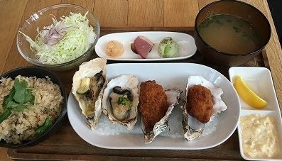 今が旬 梅田ワーフ で国産ぷりぷり牡蠣の食べ比べランチ 居酒屋 リビング大阪web