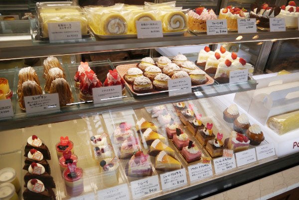 パティシエ親子が紡ぐ 優しいバームクーヘンとケーキ 宮前区 Patisserie Les Cernes リビング田園都市web