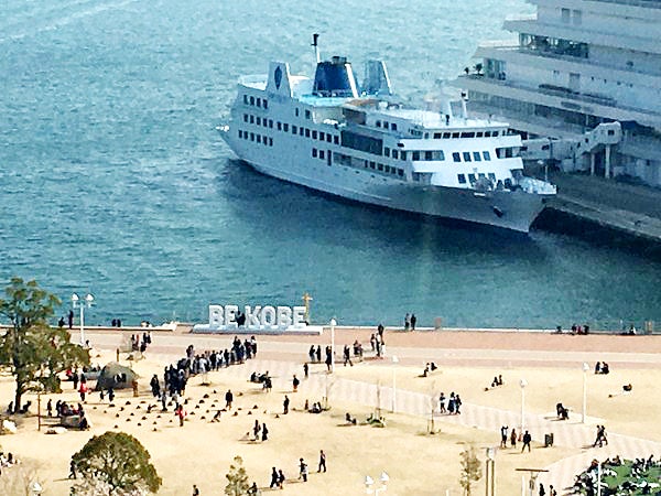 Gwは神戸で船上ランチ 神戸港に停泊中の ルミナス神戸２ で リビング名古屋web