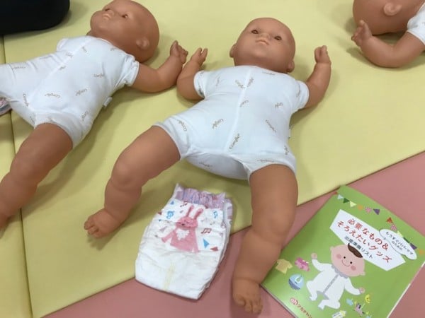 可愛いオムツケーキ作り 妊婦さん限定のイベント アカチャンホンポ リビングえひめweb