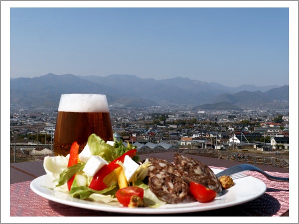山梨グルメ 絶景を眺めながら食事を楽しめる おすすめ レストラン カフェ リビング多摩web