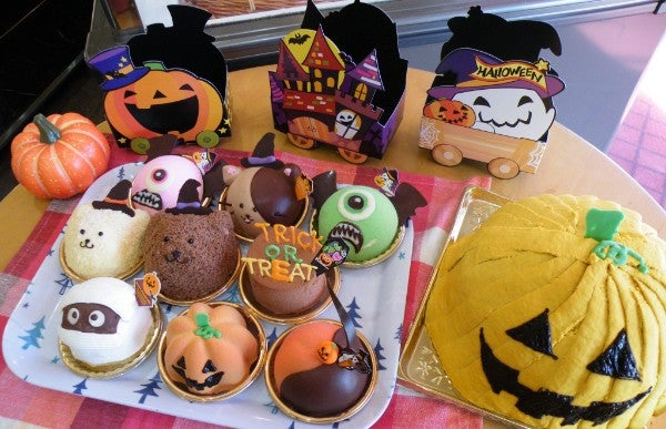 霧島市溝辺】ハロウィンはケーキ屋さんが熱い！仮装してお菓子をゲット 