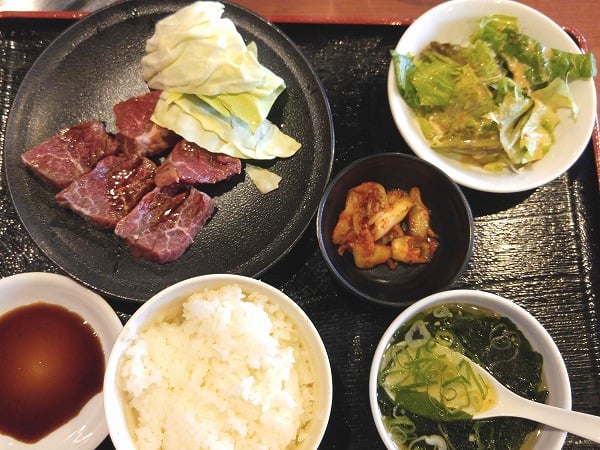 焼肉ランチが580円 コスパ最高 上新庄 王道 でひとり焼肉 リビング大阪web 焼肉ランチが580円 コスパ最高 上新庄 王道 でひとり焼肉 リビング大阪web