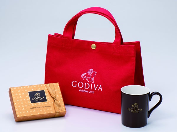 ゴディバの「年末ギフト チョコレート＆マグカップ ハッピーバッグ
