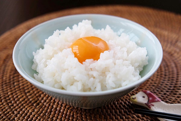 産みたて新鮮！濃厚で美味しい朝採り卵を自販機で♪冨田養鶏＠松山市