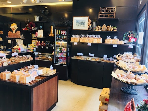 激ウマ 創作パンも大人気 豊中のハード系の名店 ア ビアント 本店 リビング北摂web