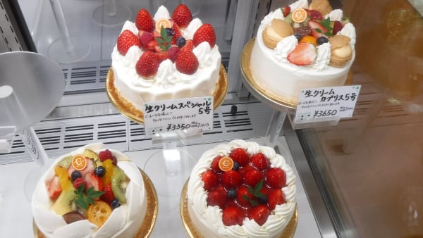 フルーツたっぷりロールケーキがオススメ 菓子工房シェルシェ リビング千葉web フルーツたっぷりロールケーキがオススメ 菓子工房シェルシェ リビング千葉web