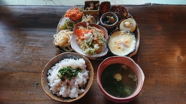 鹿沼市】身体に優しい料理がいっぱいの、ほっこりランチ！「蛍のふくろ