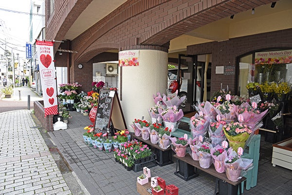 開店 フローリストjin 柏市役所通りにスタイリッシュなお花屋さん リビングかしわweb