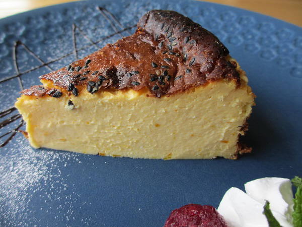 オデヲン ツバキ 104 濃厚な味のチーズケーキを堪能 松山 リビングえひめweb