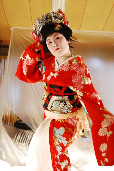 2/3は＜あかがねミュージアム＞へ！彩花と空夢の日本舞踊「ふたつの