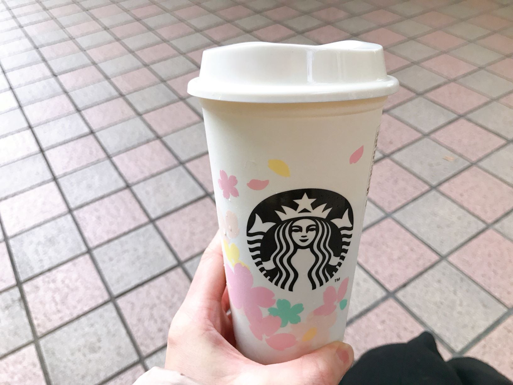 スタバ】桜柄のリユーザブルカップ☆思わず2個買いした訳は