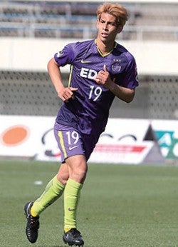 サンフレッチェ広島 2度の悲劇を乗り越えて 快進撃に貢献 佐々木 翔選手 リビング広島web