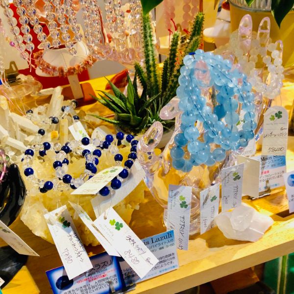 宇都宮】キラキラ煌めくパワーストーンの不思議なお店「エッグス