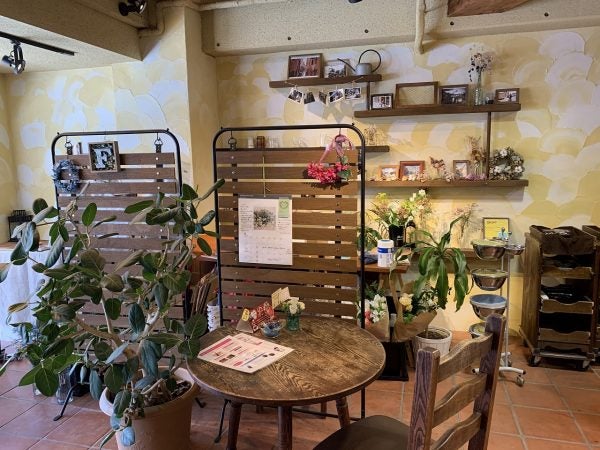 上大岡 美容室に出現するお花屋さん Flower Note フラワーノート リビング横浜web
