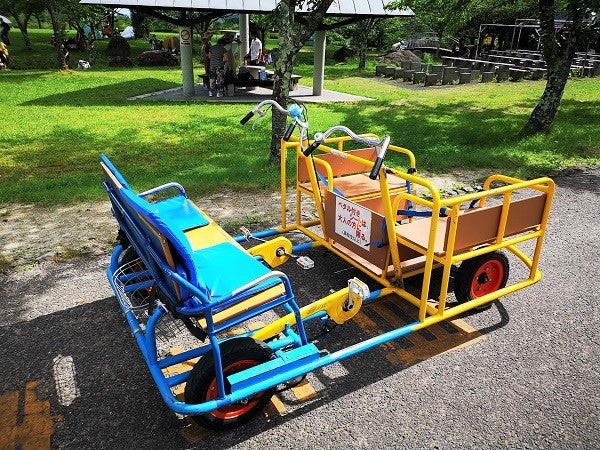 石 筵 ふれあい 人気 牧場 ベビーカー