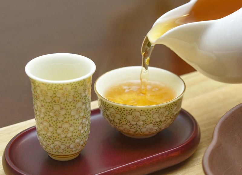お茶は薬の「茶薬同源」、台湾烏龍茶の故郷で聞いた正しい飲み方｜ゲンキ台療！ | リビングくらしナビ