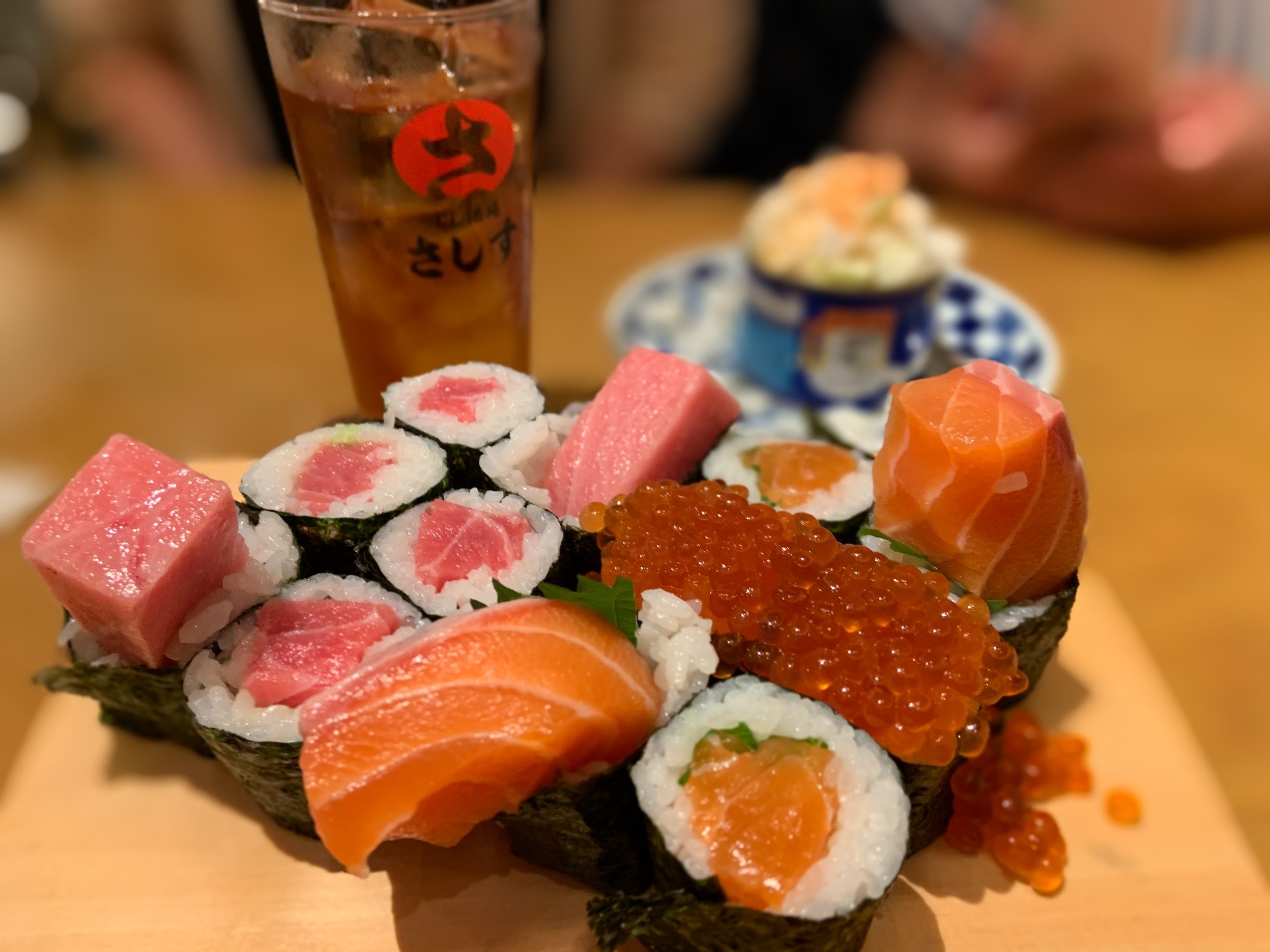 安っ 旨っ 食通もうならす人気の すし酒場 さしす 2号店 大阪駅前第2ビル 居酒屋 リビング大阪web