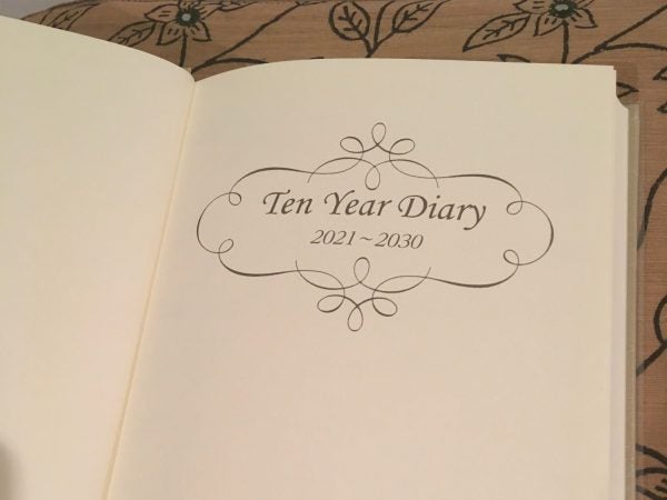 2021年から10年日記はじめます♪私が選んだ日記帳は・・・ | リビング