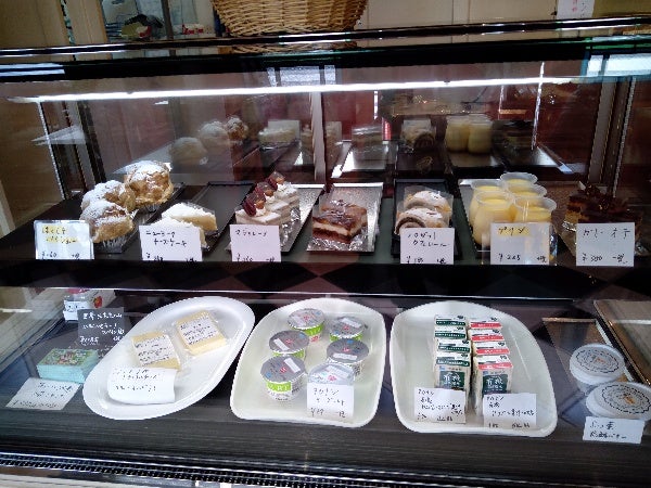 広島市中区白島 カフェもできるおしゃれベーカリー ブランジェリーヒロ リビング広島web