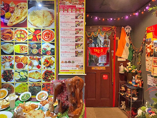 ランチはナン食べ放題！「タージ2」でインド気分も本格カレーも堪能