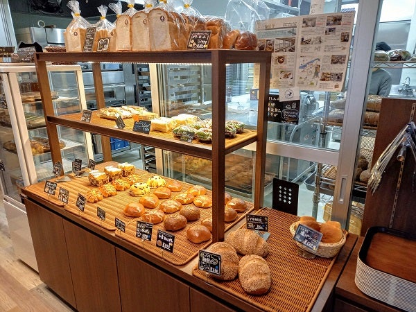 尾道市向島町 地元で人気のパン屋さん かぎしっぽ リビング広島web