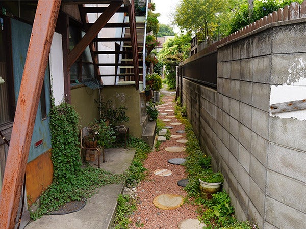 戸畑区 路地裏にひっそり佇むお花屋さん リビングふくおか 北九州web