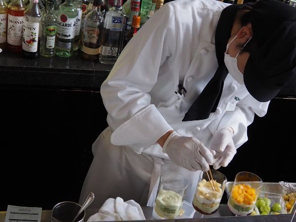 浦和 今年は4976万通り カスタムオーダーパフェを食べてきた エゴイッシュ リビング埼玉web 浦和 今年は4976万通り カスタムオーダーパフェを食べてきた エゴイッシュ リビング埼玉web