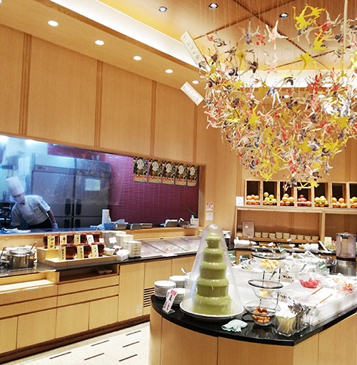 7月末まで抹茶のスイーツバイキングも 熱々揚げたての串揚げが楽しめる 串家物語 リビングかごしまweb