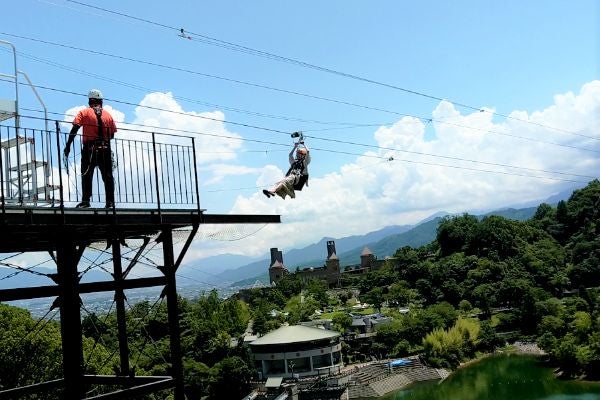 大興奮!!一度は体験したい気になるアレ!!とべもりジップラインを体験