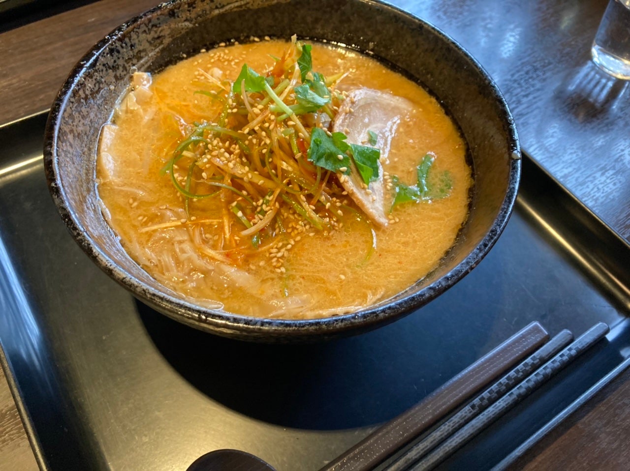 B5E13E28-5BB7-4925-B89C-