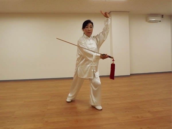 泉中央】32式太極剣 | リビング仙台Web