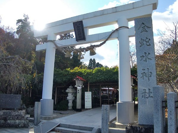 岩沼｜オシャレなカフェ＆あのアニメの密かな聖地と話題の「金蛇水神社