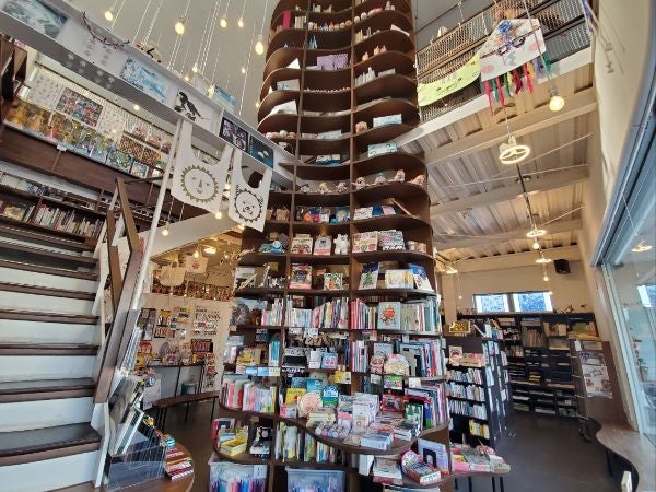 芳賀町】プレゼント選びにぴったりの本屋さん！！絵本専門店「BOOK