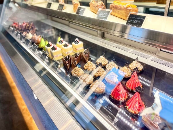 佐伯区五日市中央 宝石のように華やか ときめくケーキ Liliane リリアーヌ リビング広島web 佐伯区五日市中央 宝石のように華やか ときめくケーキ Liliane リリアーヌ リビング広島web