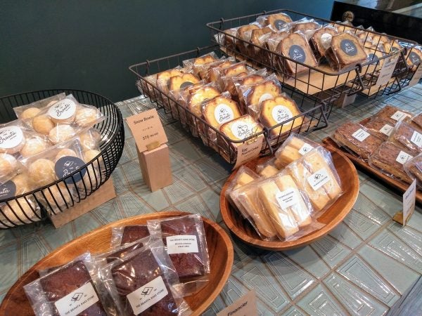 お菓子で日常に彩りを タオカコーヒーの姉妹店 ブランタ が六甲に誕生 リビング兵庫web